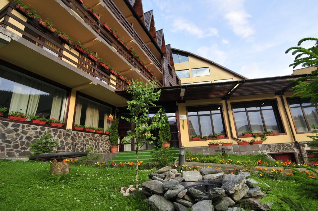 Mistral Resort Moeciu De Sus Zewnętrze zdjęcie