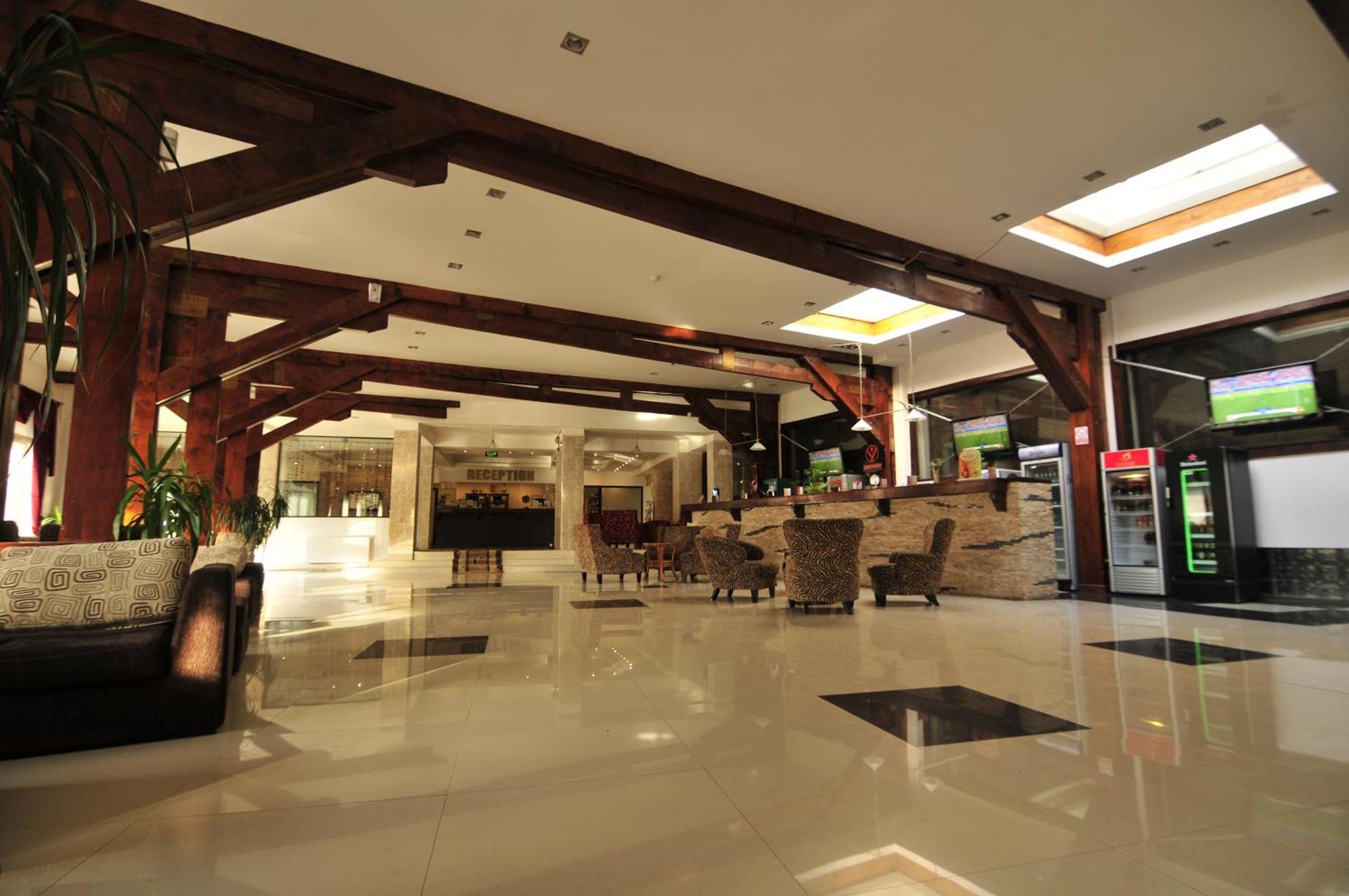 Mistral Resort Moeciu De Sus Zewnętrze zdjęcie
