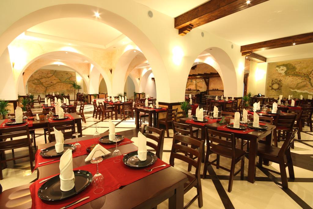 Mistral Resort Moeciu De Sus Zewnętrze zdjęcie
